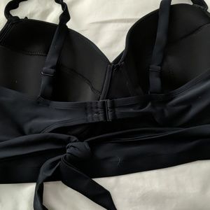 Old Navy Swim - Wrap style bikini top Old Navy Swim - Wrap style bikini top